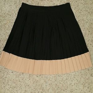 3 for 20$💥 Mini pink and black skirt